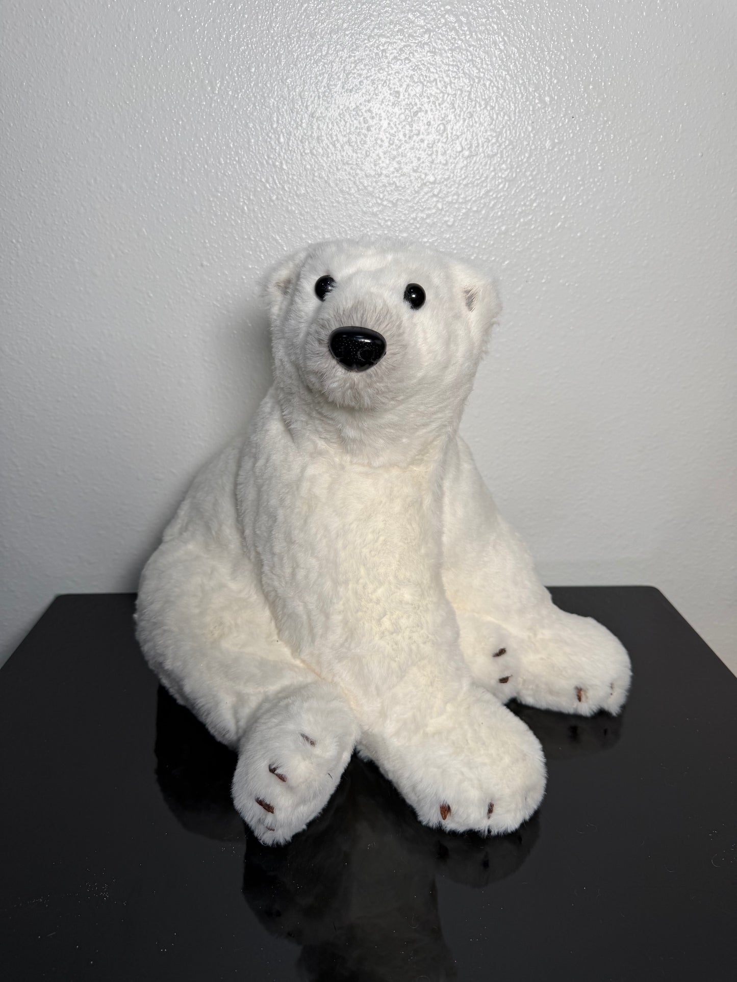 WHITE SITTING BEAR 13.5"