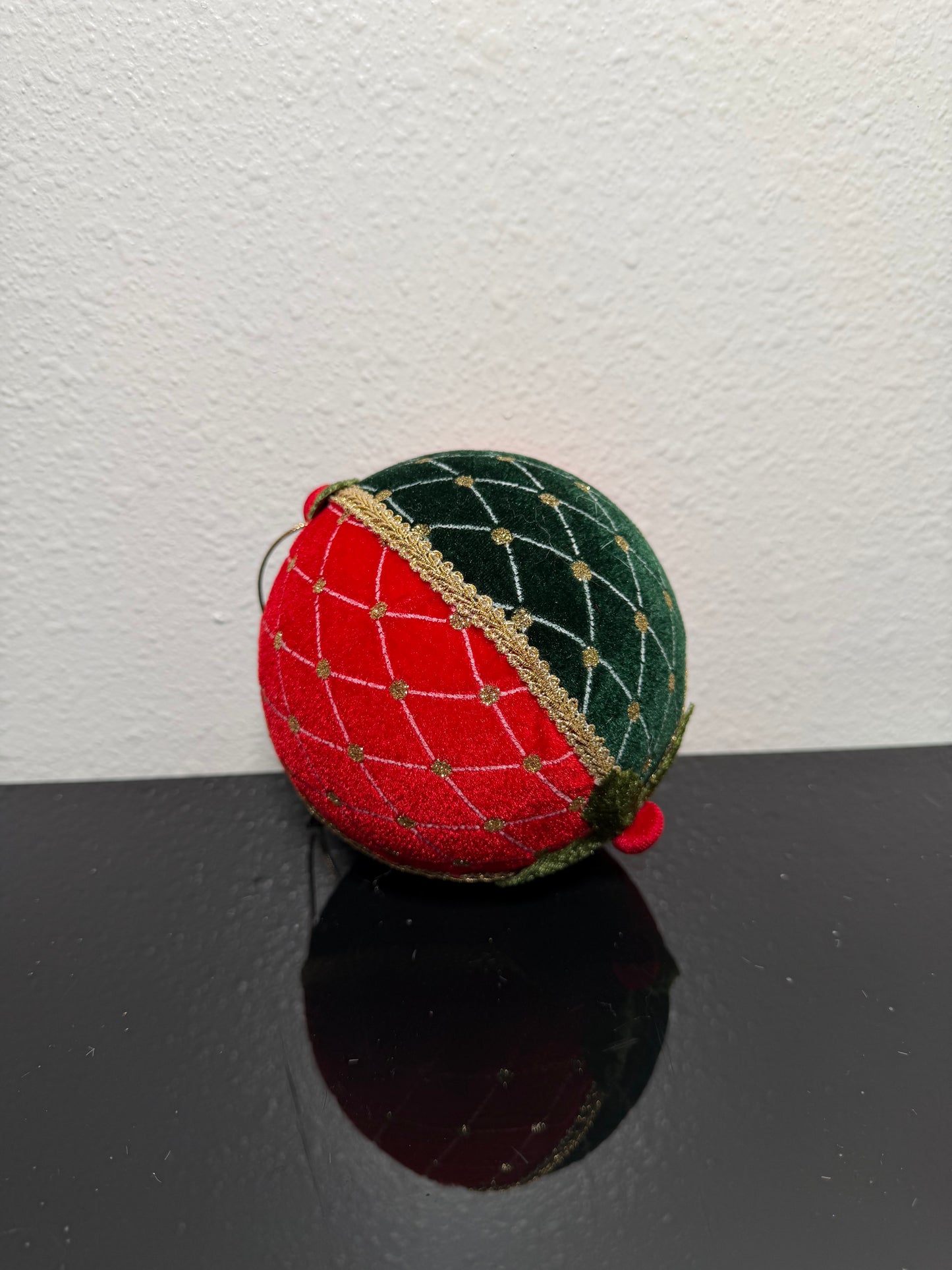 6" RED, GREEN AND GOLD TRIM ORNAMENT