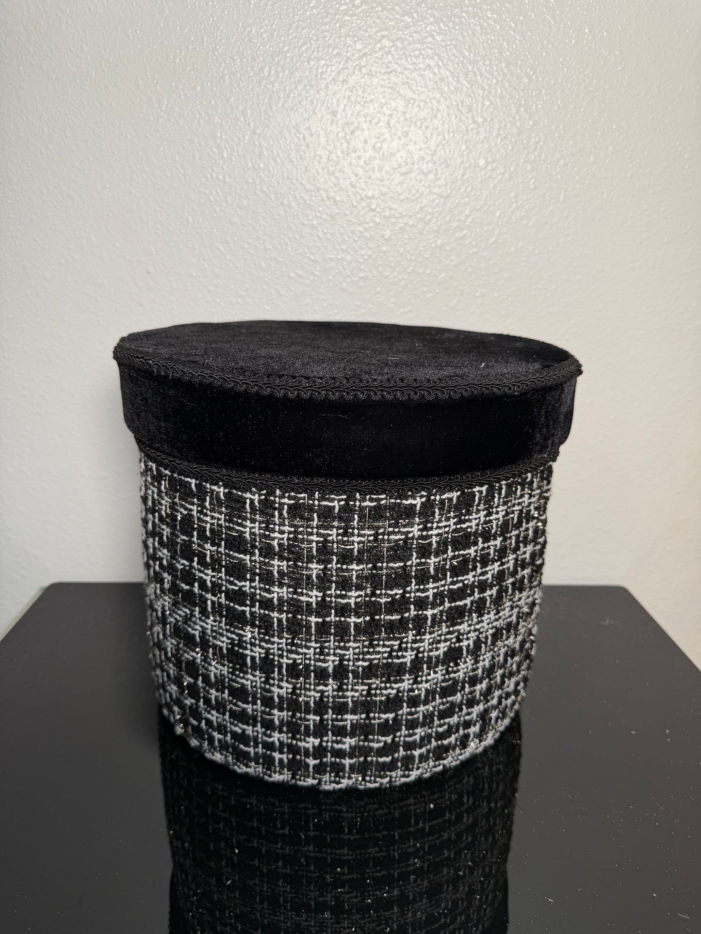 Black and Whte Tweed Drum, 10" high