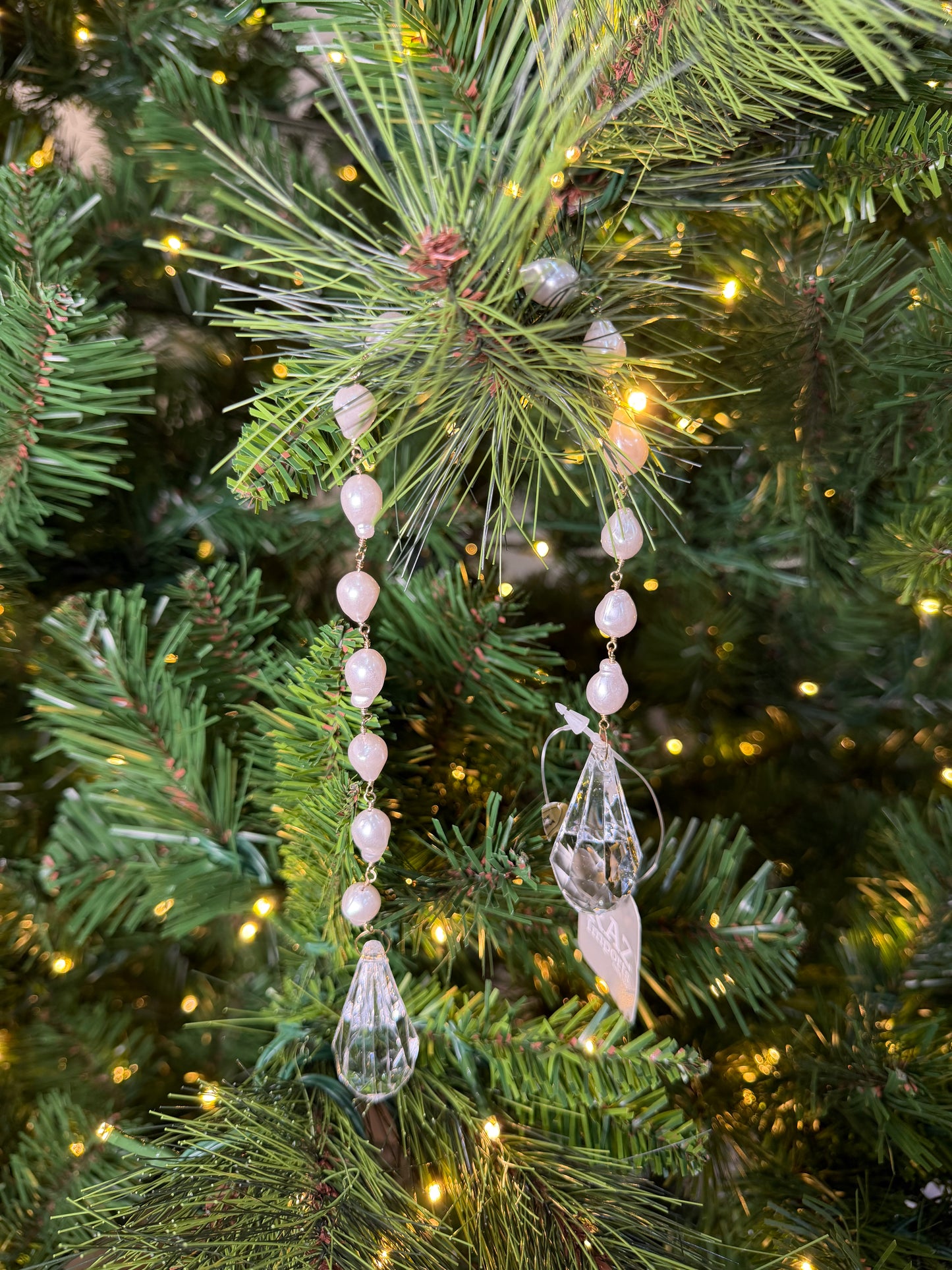 17" PEARL CHAIN JEWEL DROP ORNAMENT