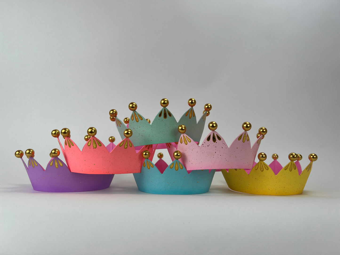 Patisserie Crown Papermache, 8" - Burlap and Bling Decor