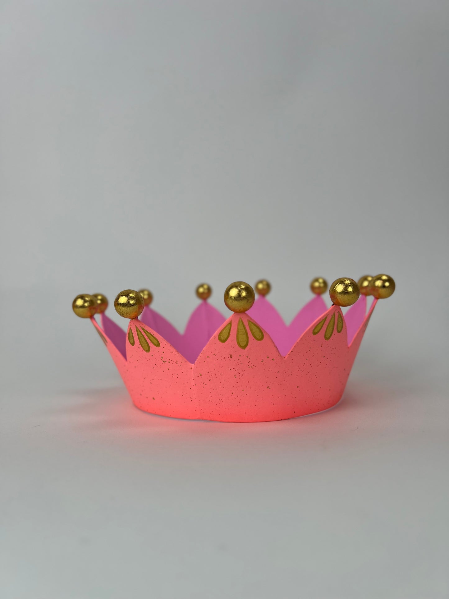 Patisserie Crown Papermache, 8" - Burlap and Bling Decor