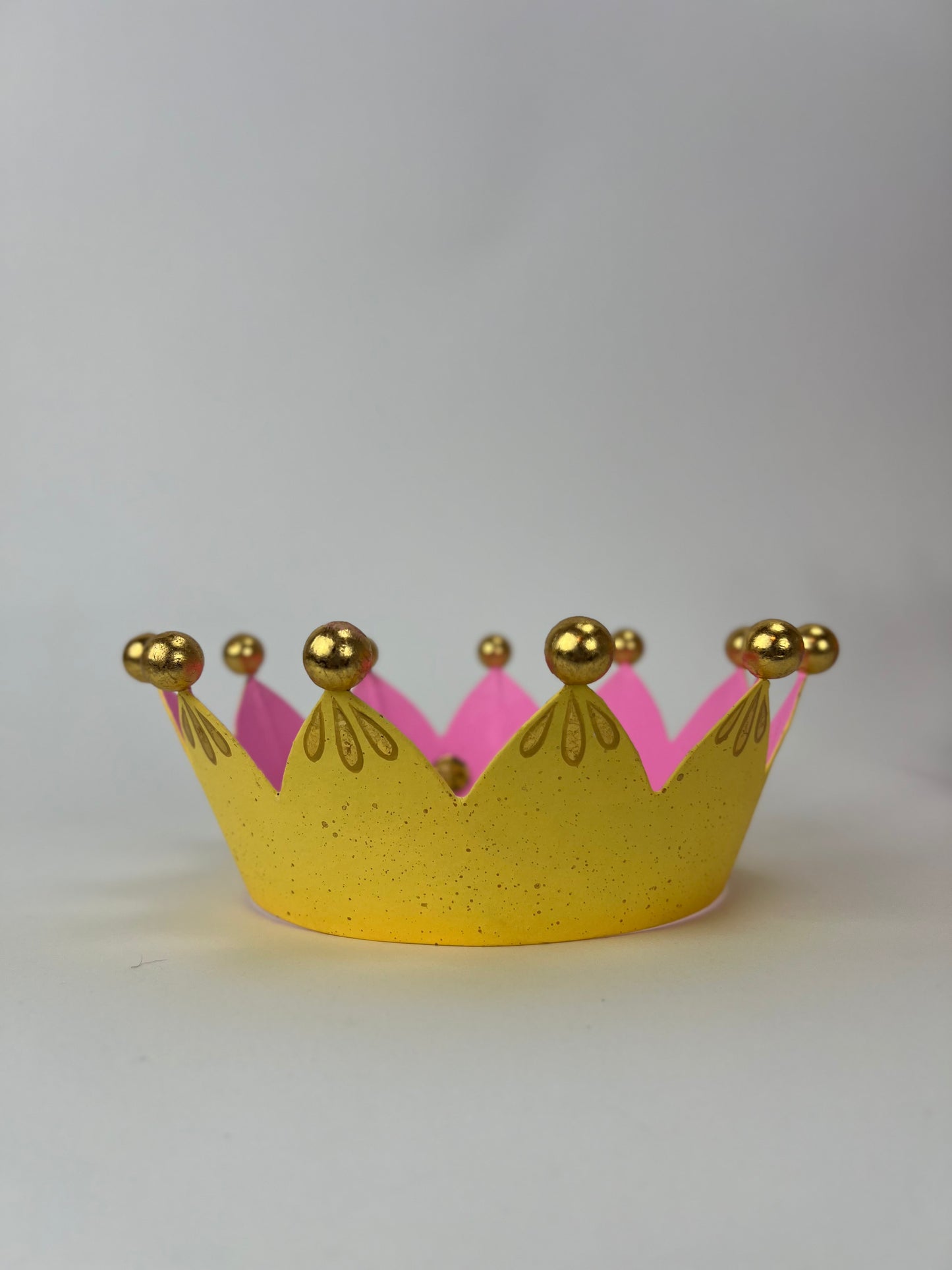 Patisserie Crown Papermache, 8" - Burlap and Bling Decor