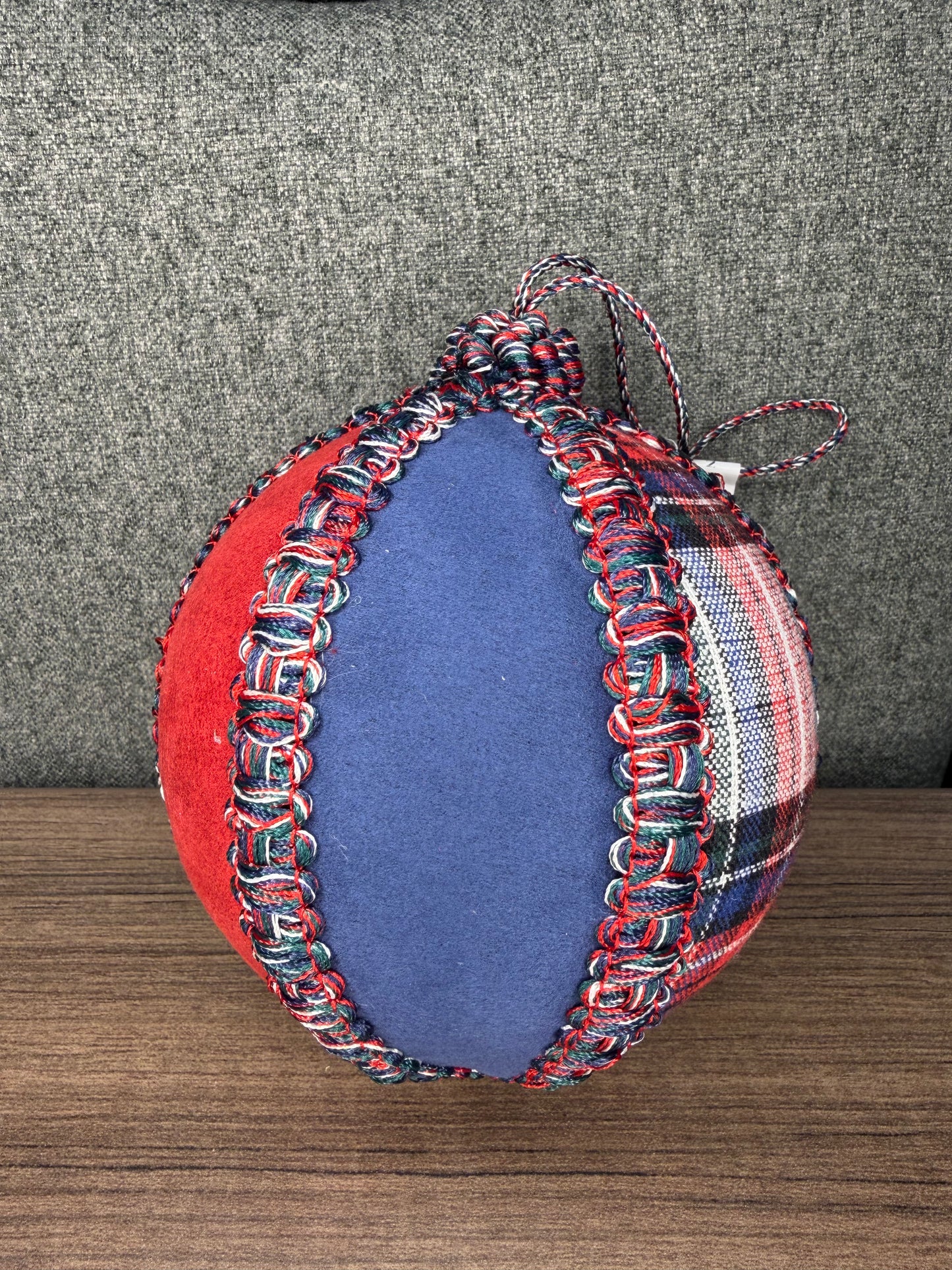 5" SUEDE/PLAID BALL ORNAMENT 2/AST REDB
