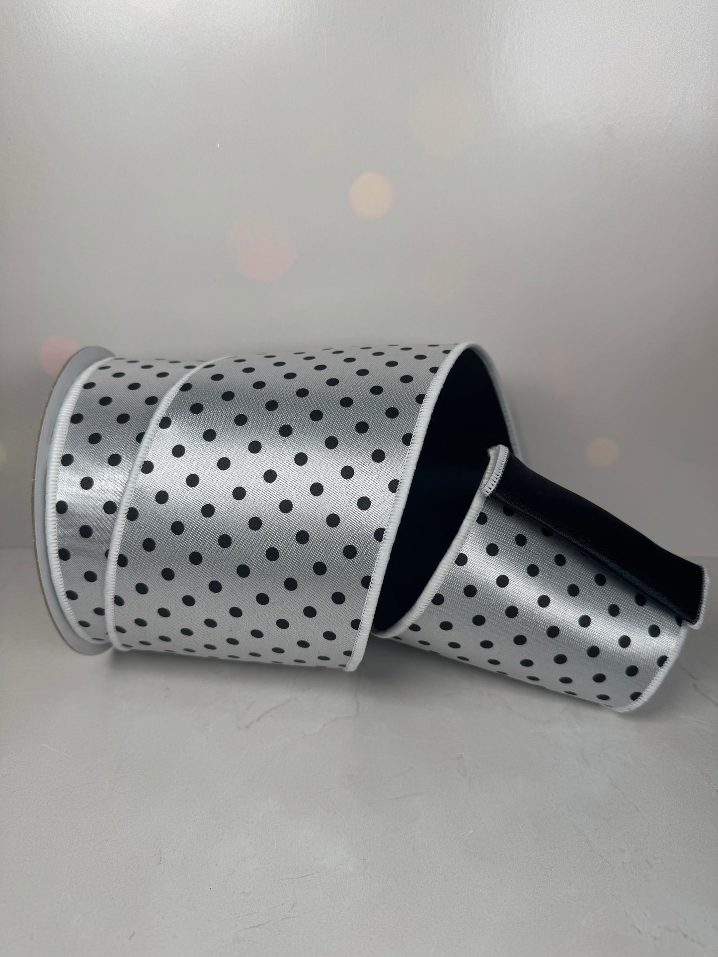 4"X10YD SMALL POLKA DOT/FUSED WHITE/BLACK with black backing