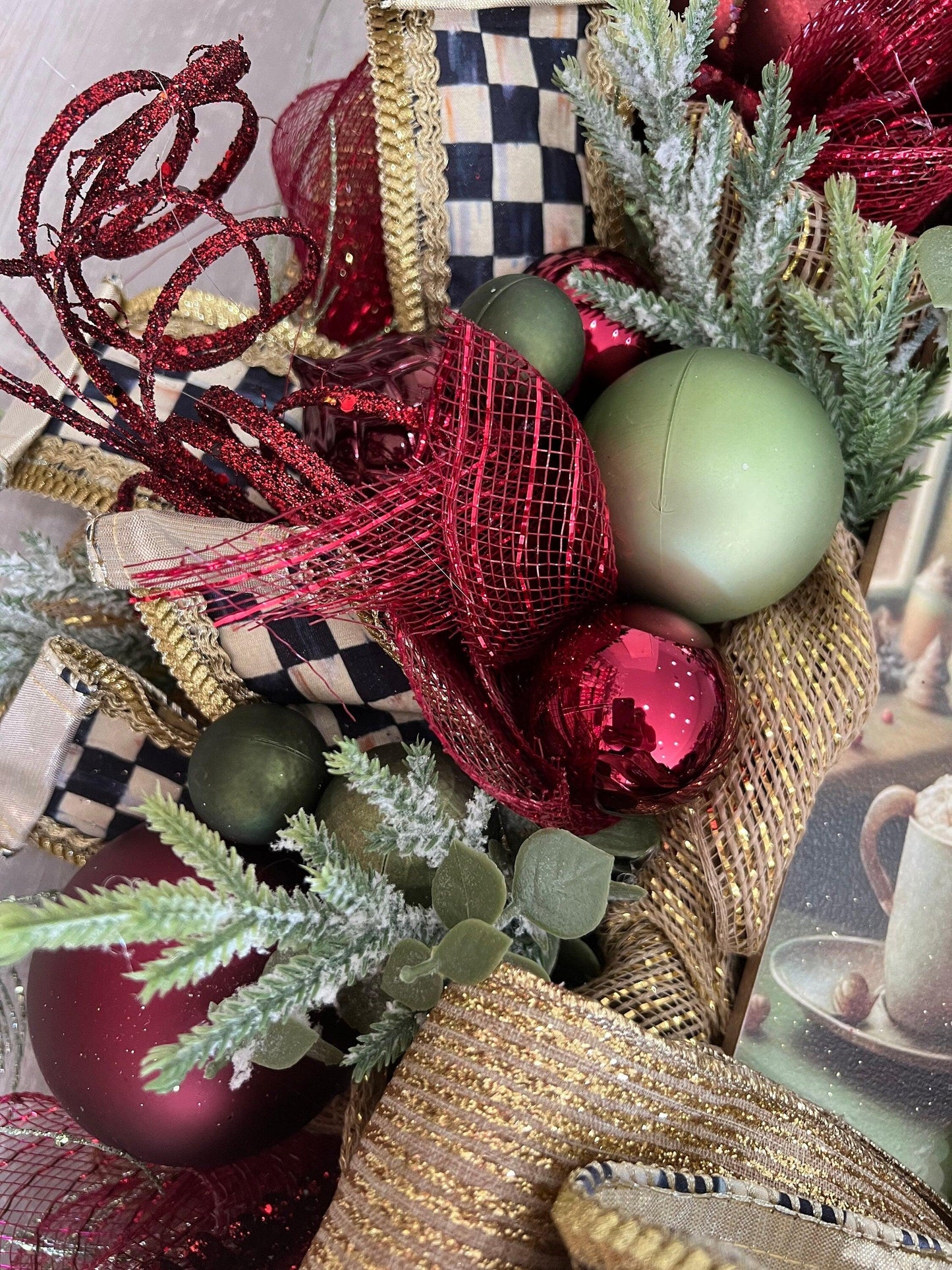 Elegant Elf Holiday Wreath - Burlap and Bling Decor
