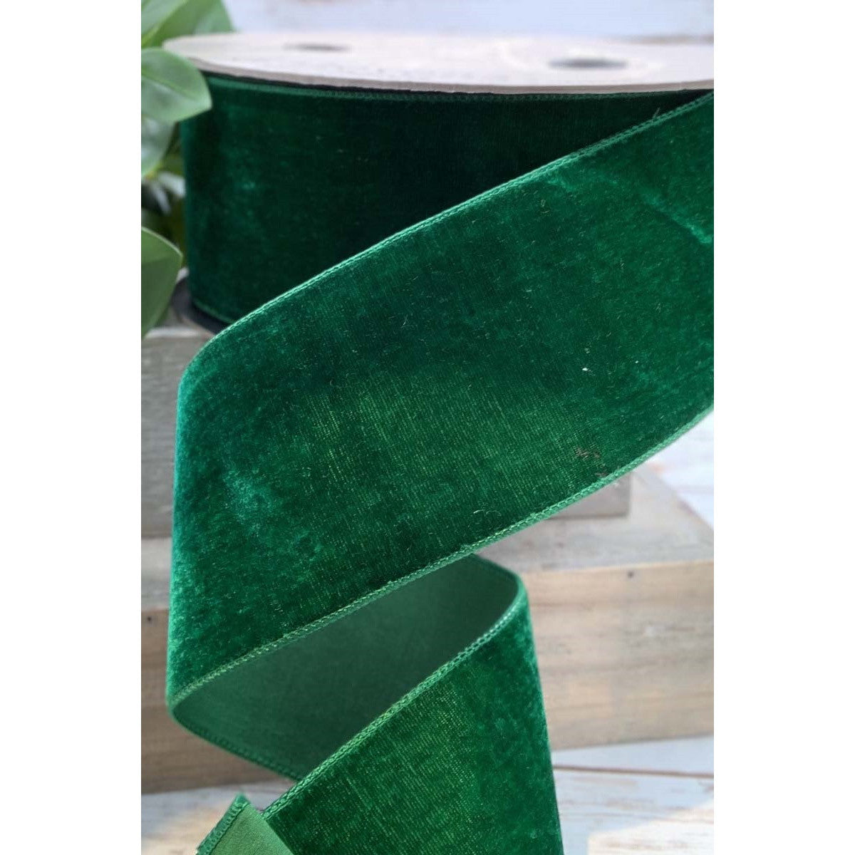 2.5” x 10yds velvet faux dupion back, just emerald - Burlap and Bling Decor