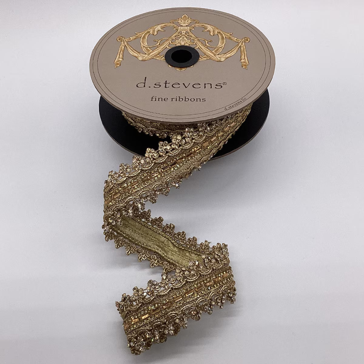 1.5"x 5yds metallic jewel yorkshire jewel center, gold Wired Ribbon - Burlap and Bling Decor