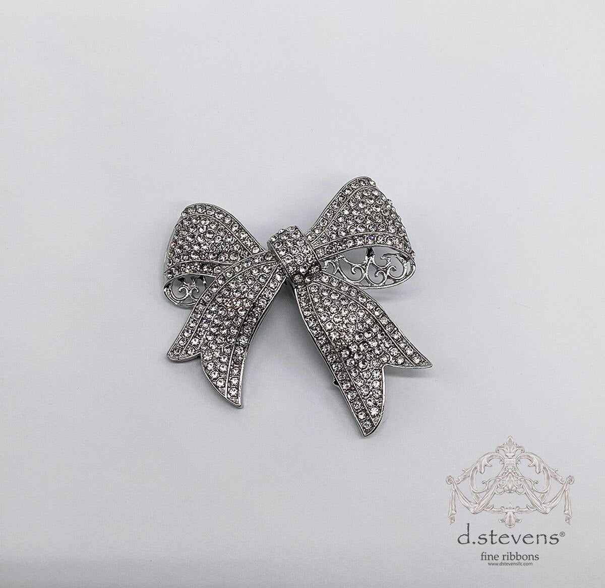 2.75” clear crystal bow clip, clear silver - Burlap and Bling Decor