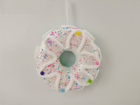 7" Hanging Donut Green