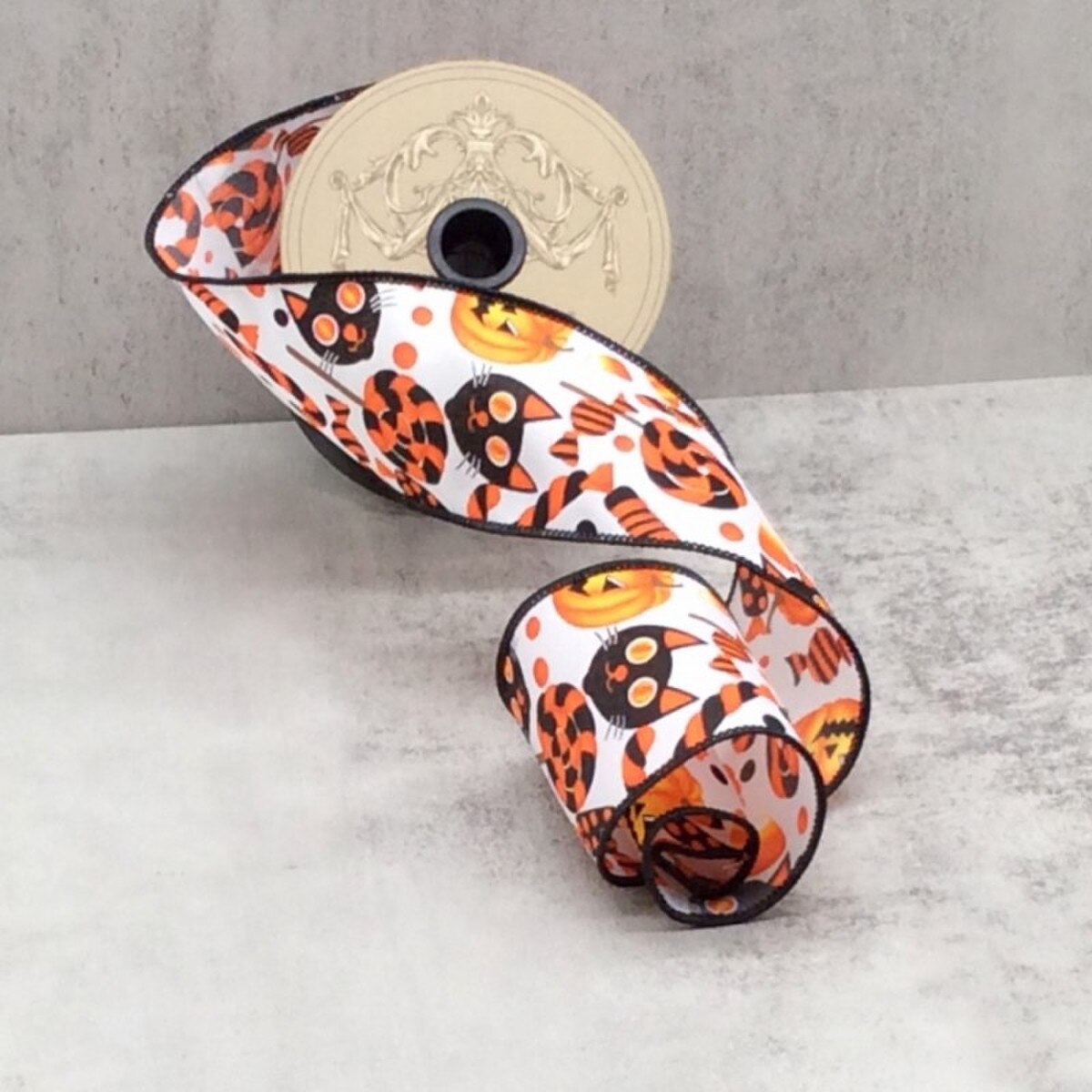 2.5" x 10yds linen halloween candy jack o lantern, orange black - Burlap and Bling Decor