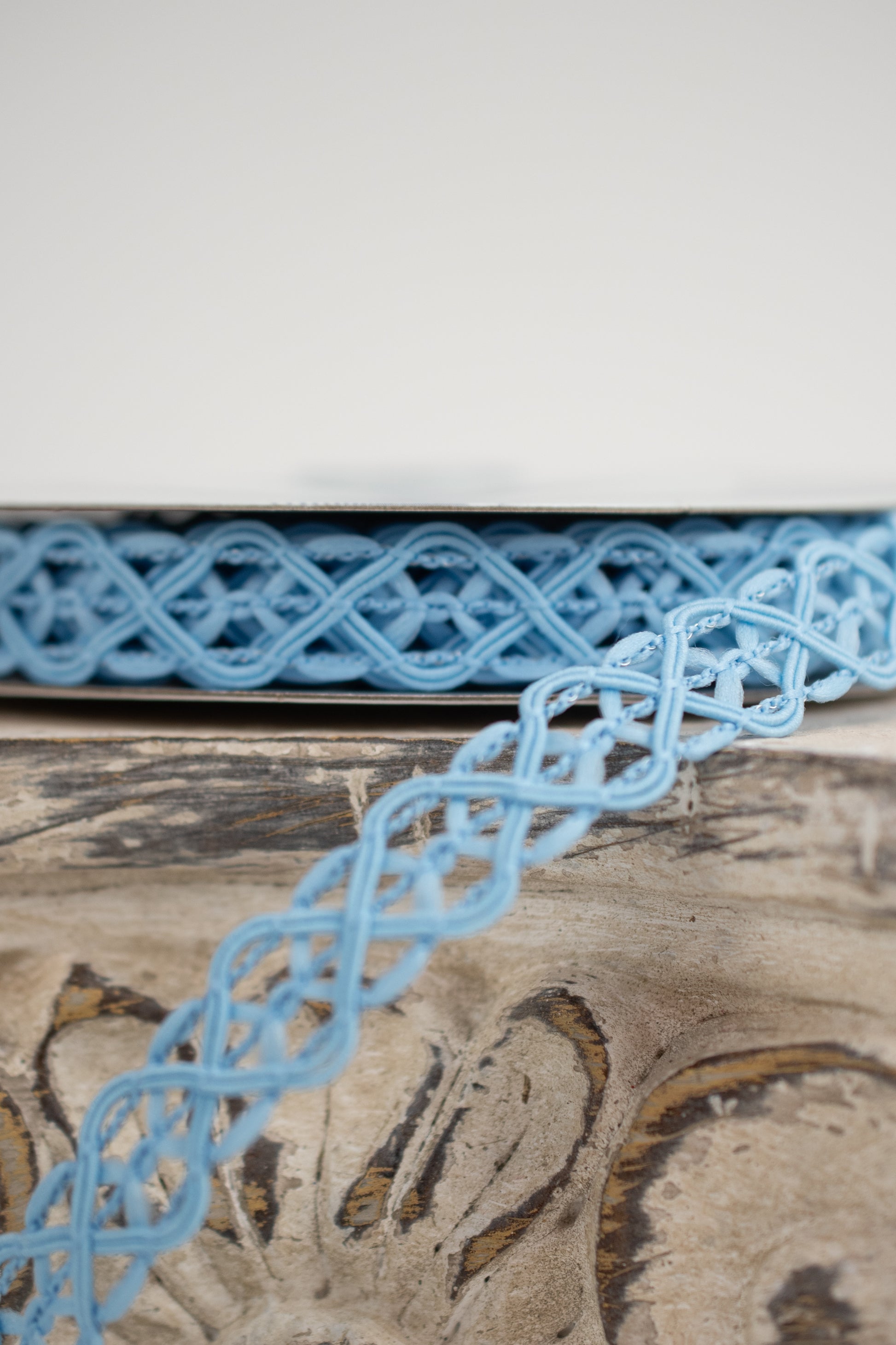 5/8"X10YD OPEN WEAVE TRIM, WIRED SKY BLUE - Burlap and Bling Decor