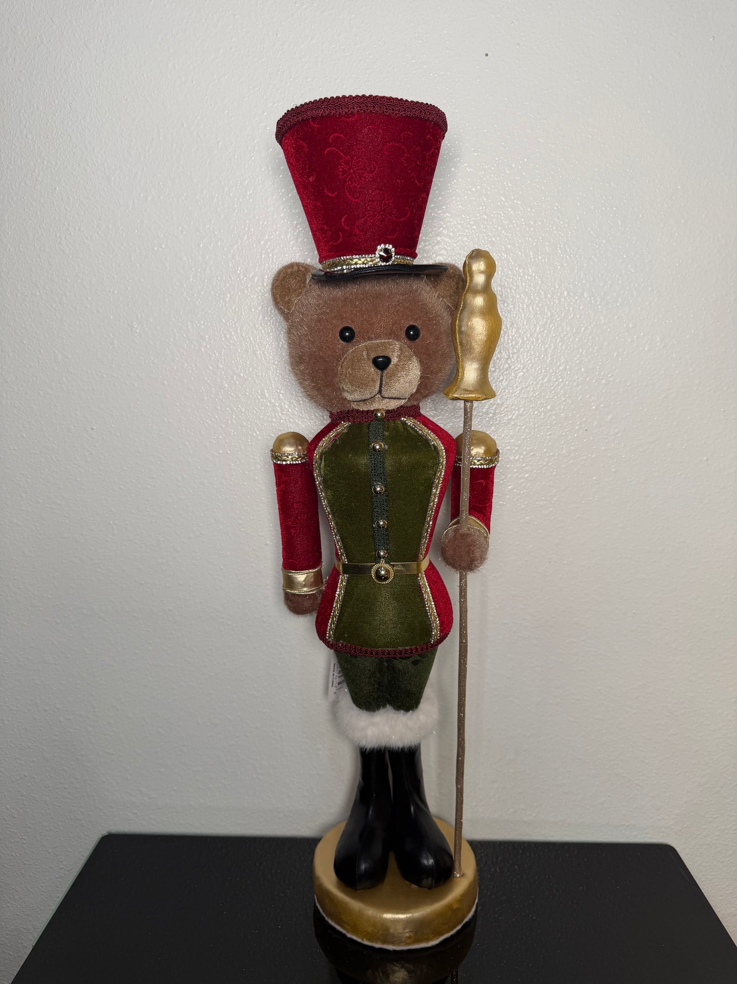 NUTCRACKER BEAR SOLIDER RED/GREEn/GOLD 18 15 65CM