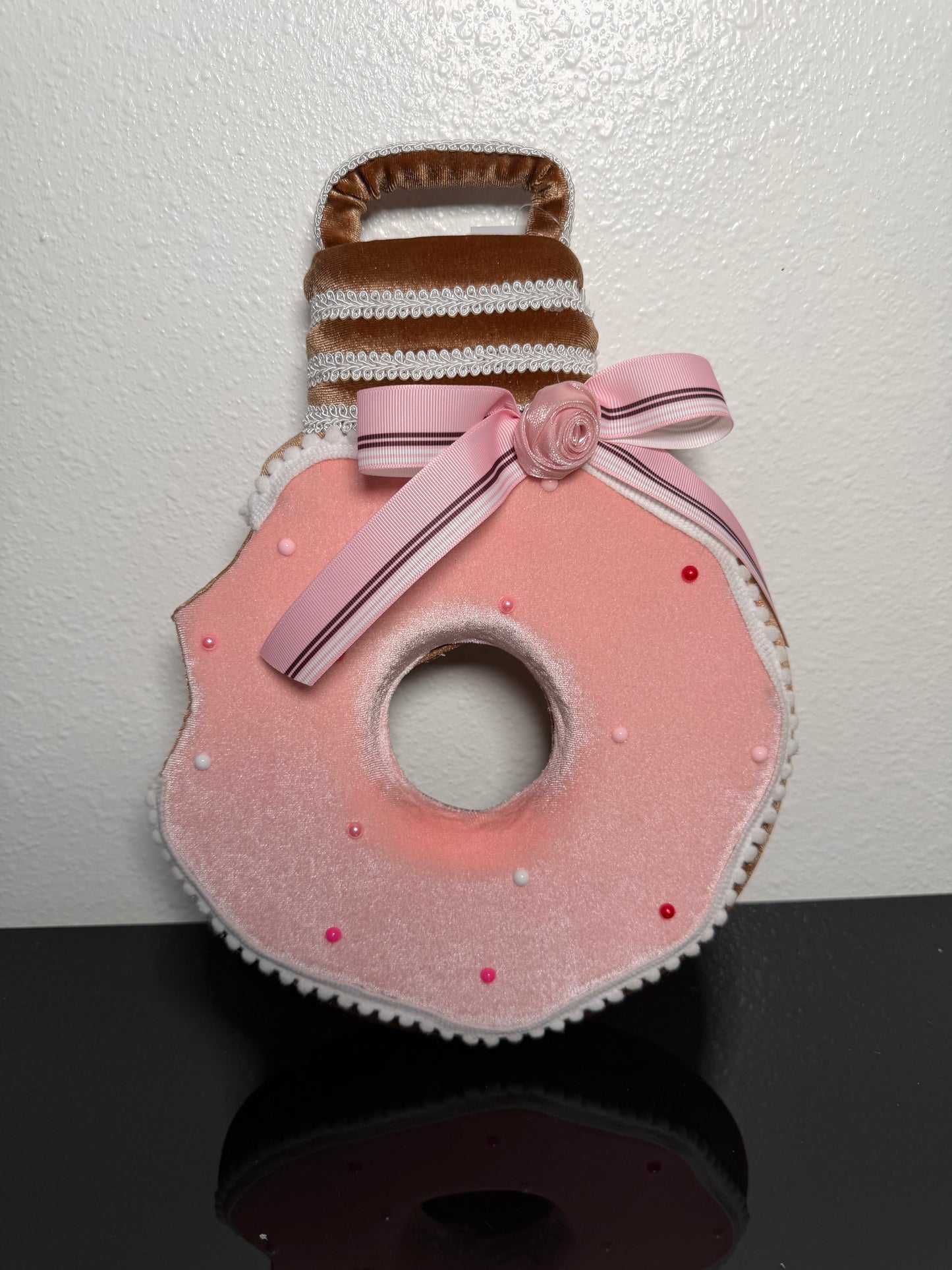 HANGING DOUGHNUT PINK , 25 5 35CM