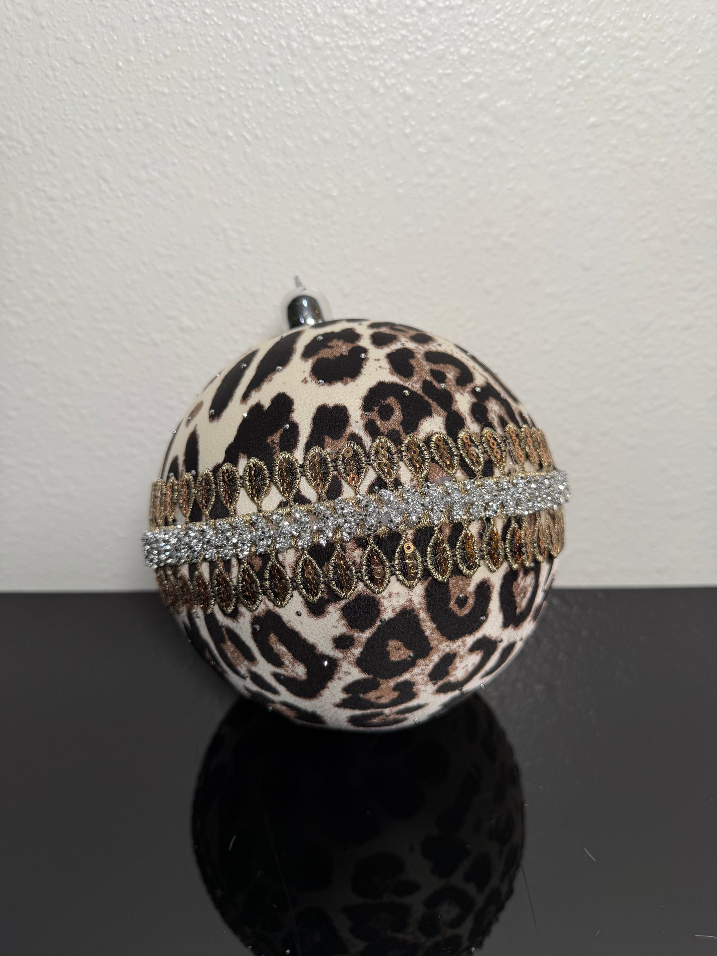 HANGING BALL MULTI 15.5 15.5 16.5CM