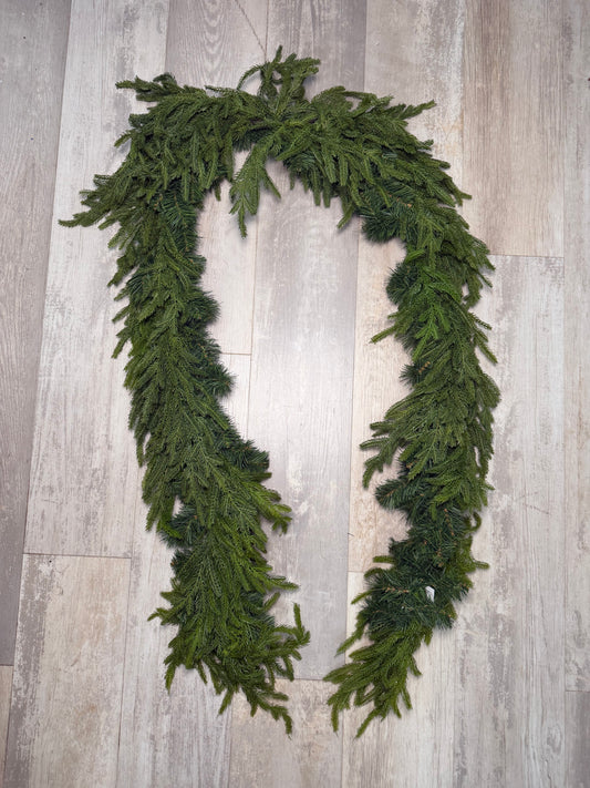 Deluxe Norfolk Pine Mantel Garland X 120 8'