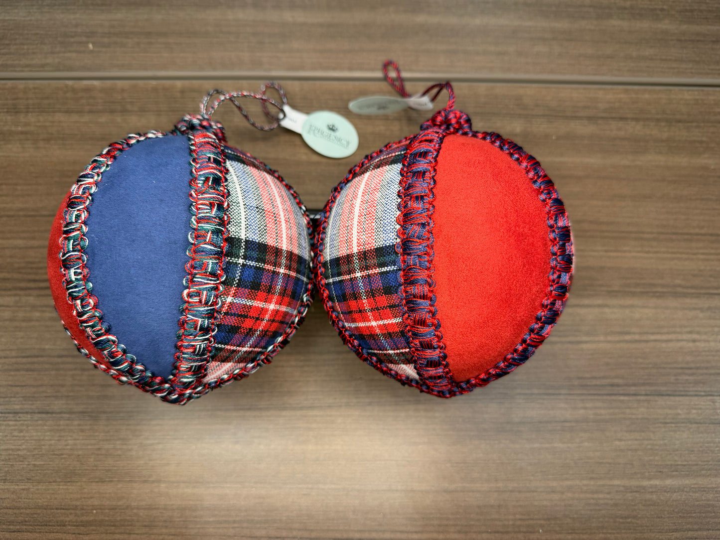 5" SUEDE/PLAID BALL ORNAMENT 2/AST REDB
