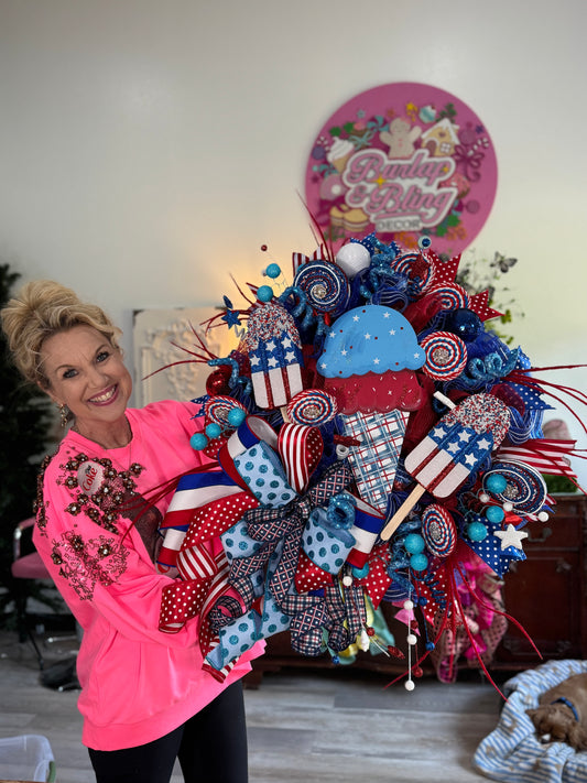 Patriotic Ice Cream Wreath - Burlap and Bling Decor