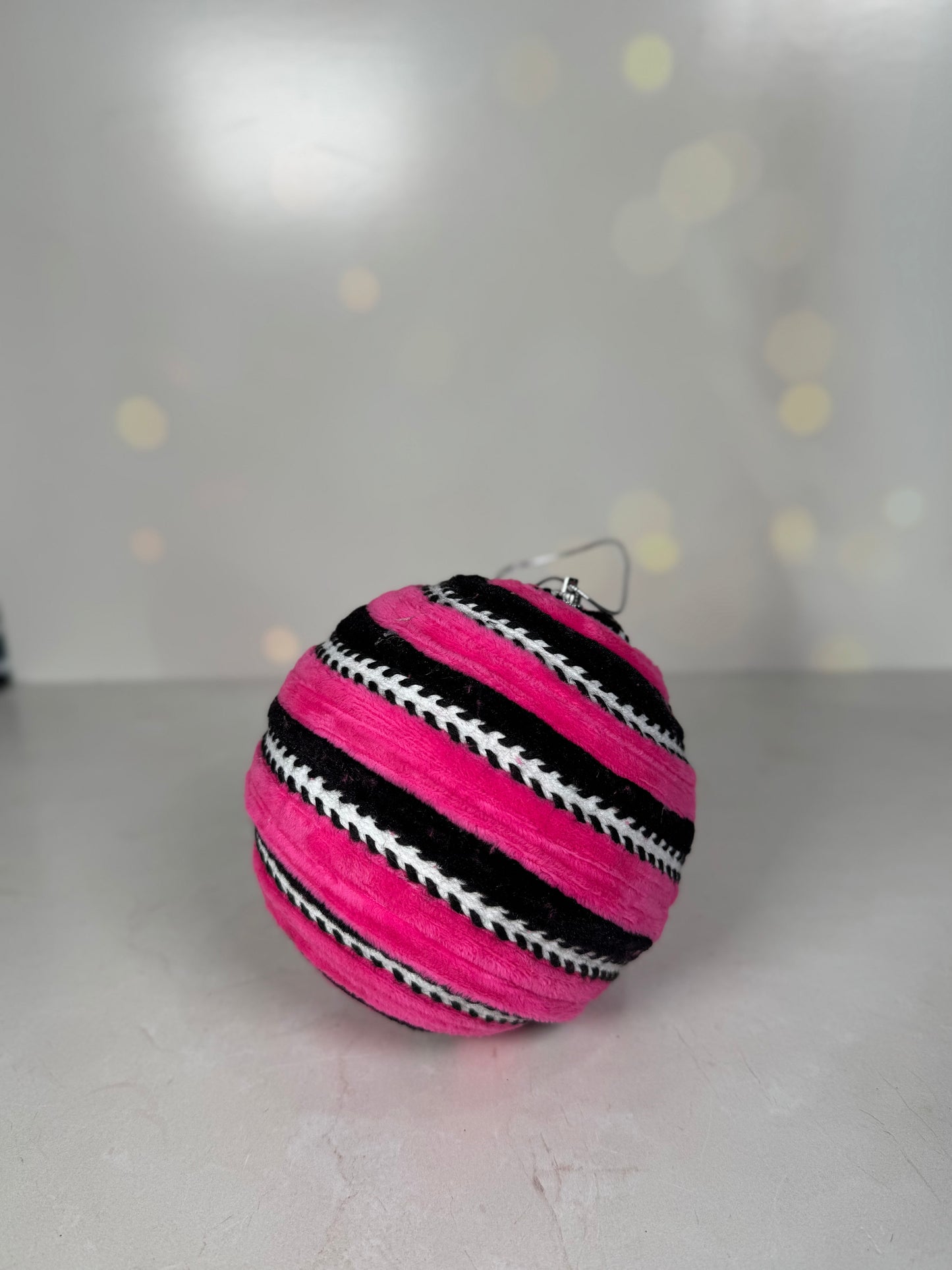 Velvet Stripe Ball DIA5 Pink/Black - Burlap and Bling Decor