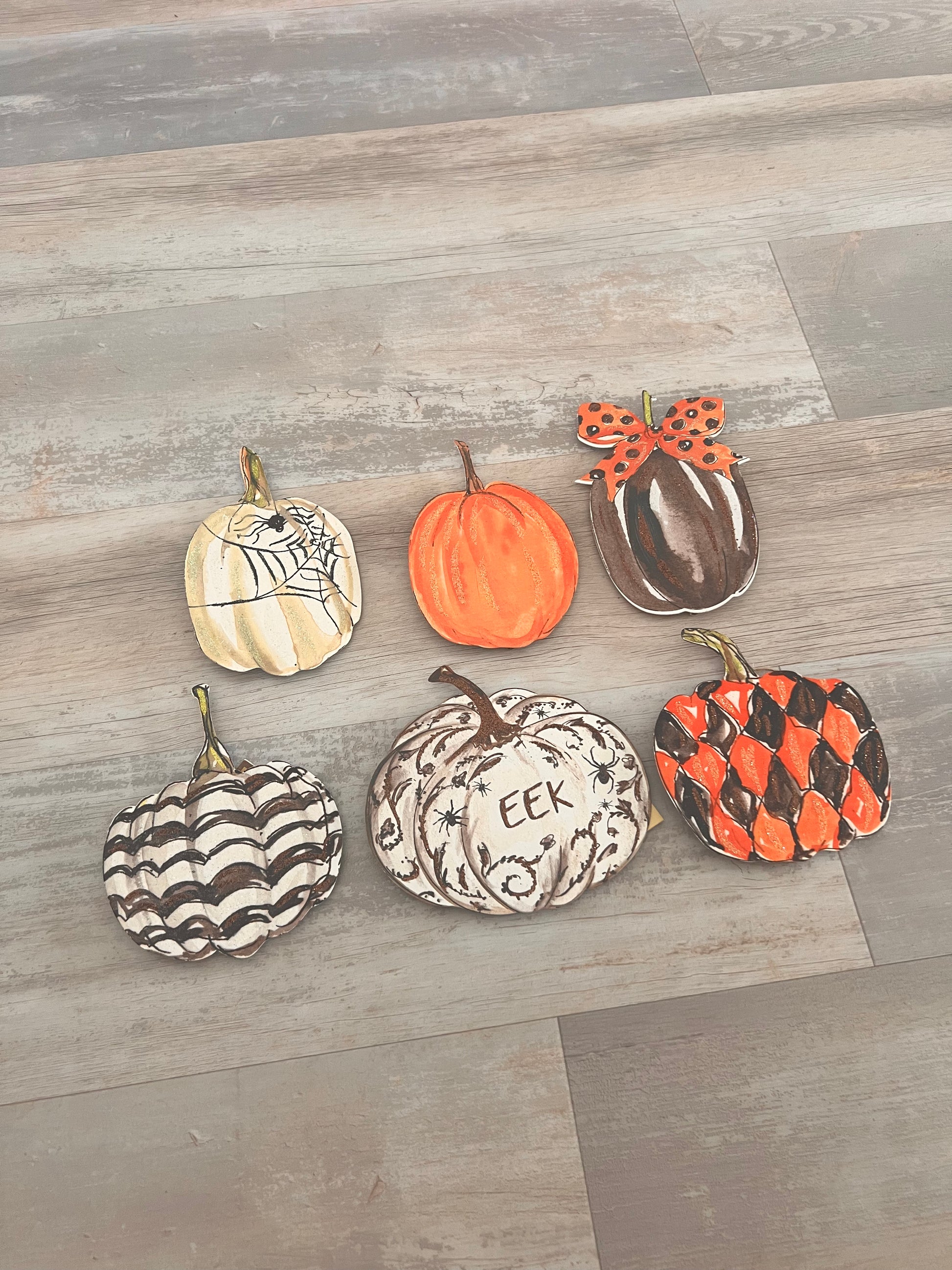 Beck's Halloween Pumpkins, Pick 1 - Burlap and Bling Decor