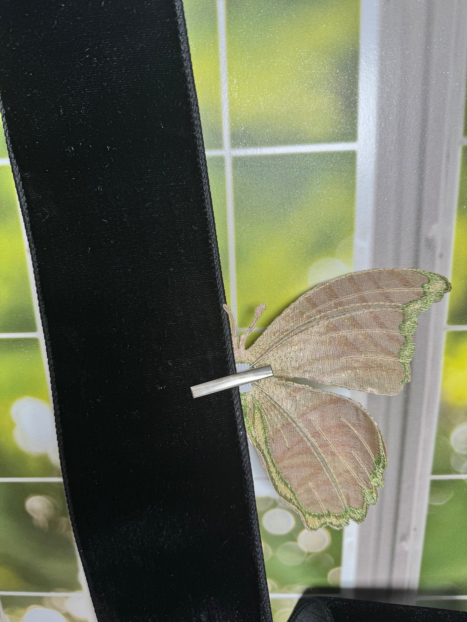 9.5” METALLIC JACQUARD WAVE BUTTERFLY CLIP, GOLD BROWN - Burlap and Bling Decor