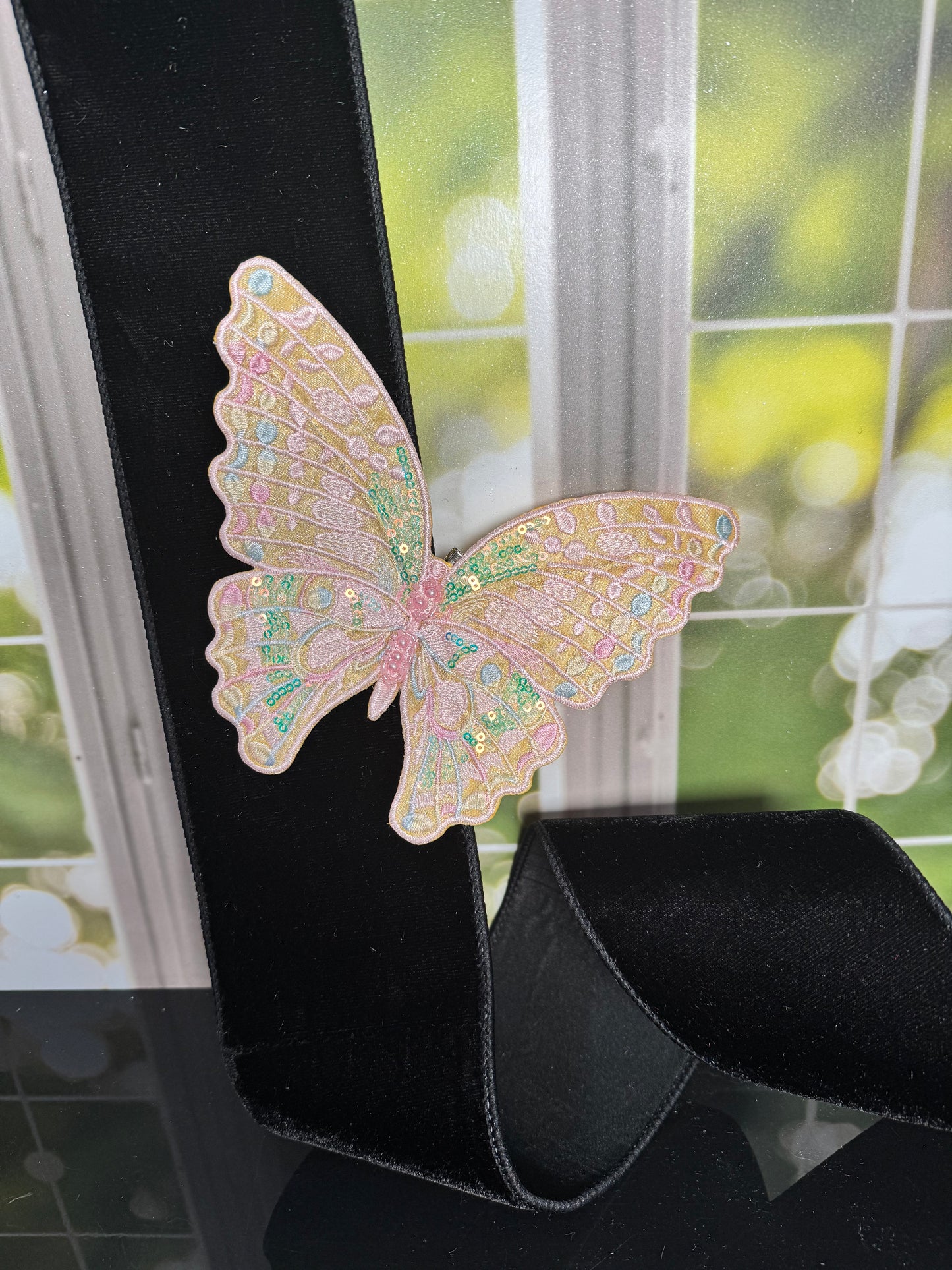 6“ EMBROIDERY PASTEL BUTTERFLY CLIP, YELLOW - Burlap and Bling Decor