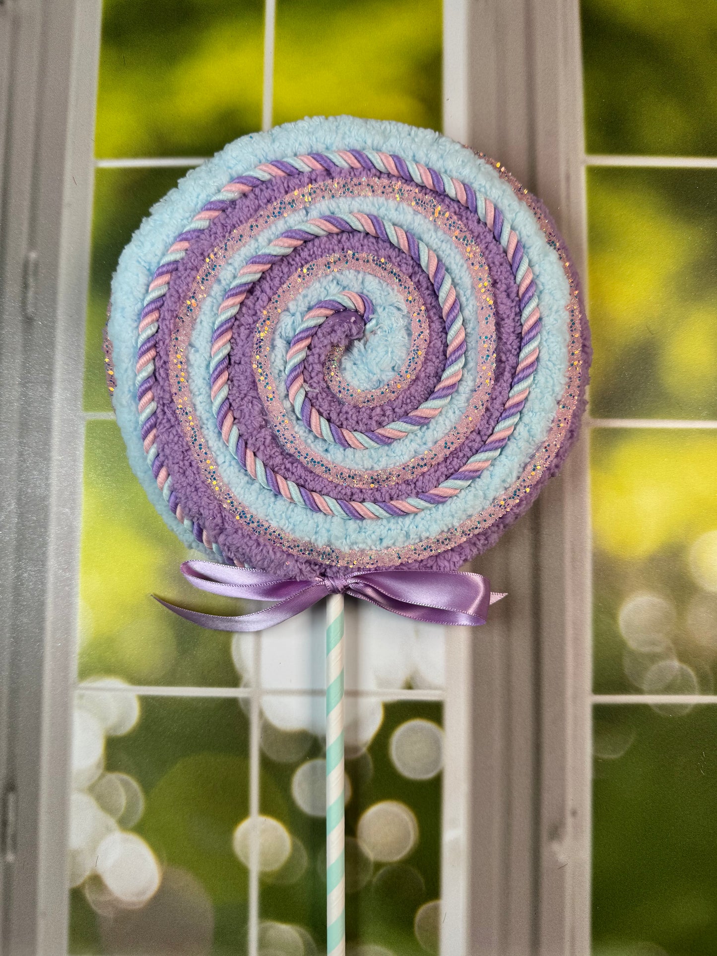 LAVENDER & BLUE LOLLIPOPS - Burlap and Bling Decor