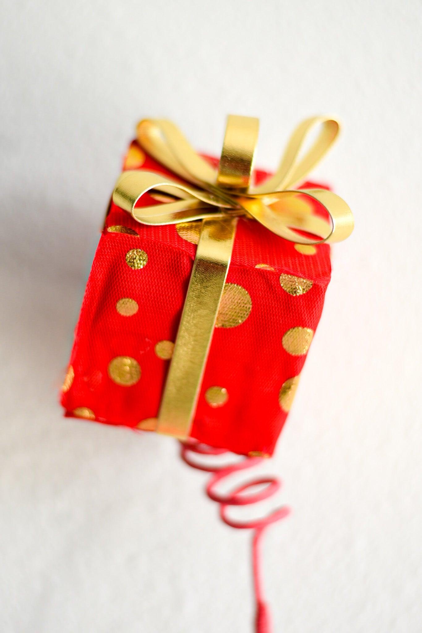 Polkadot Gift Box Spray Red - Burlap and Bling Decor